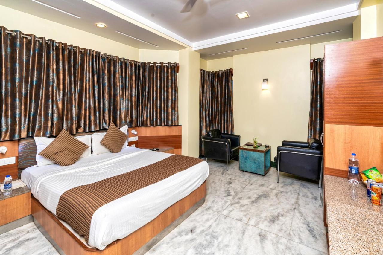 Hotel Dayal Удайпур Екстер'єр фото